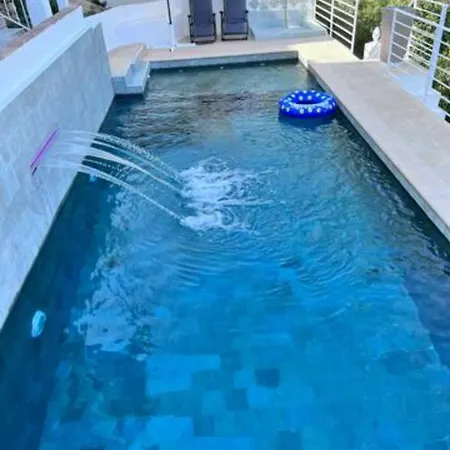 Apartment C Dans Avec Piscine Chauffee & Jacuzzi, Chauffe En Extra