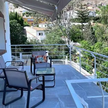 C Dans Avec Piscine Chauffee & Jacuzzi, Chauffe En Extra * Benalmadena